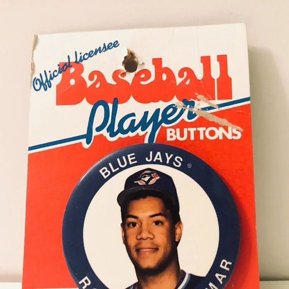 Vtg Roberto Alomar Baseball Player Button Toronto  Blue Jays - Picture 3 of 13